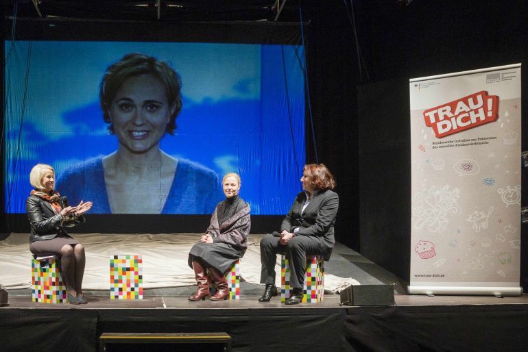 Pressekonferenz und Premiere Theaterstücks 